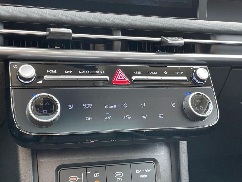 new 2025 Hyundai TUCSON Hybrid car, priced at $38,338
