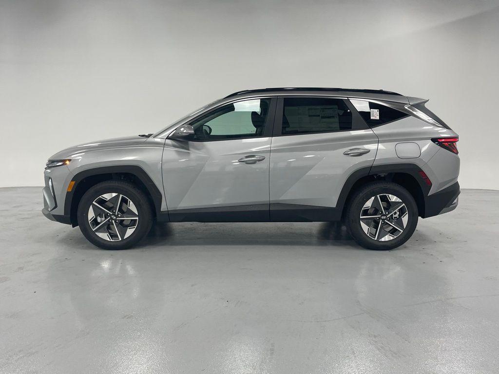 new 2025 Hyundai TUCSON Hybrid car, priced at $37,849