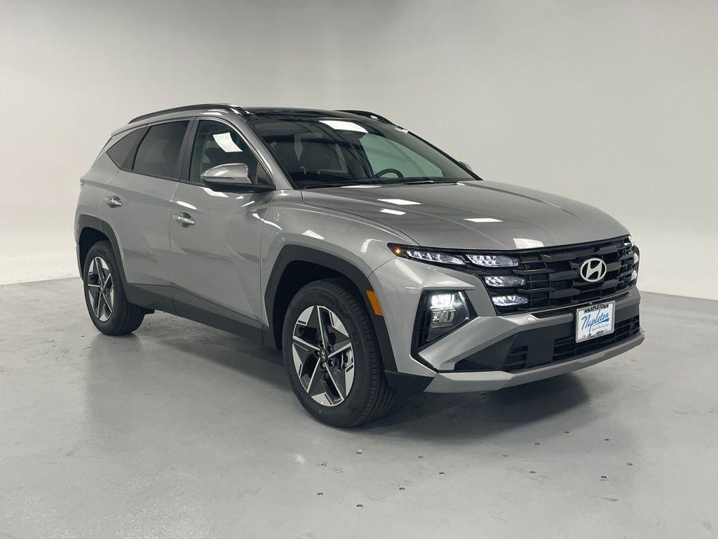 new 2025 Hyundai TUCSON Hybrid car, priced at $37,849