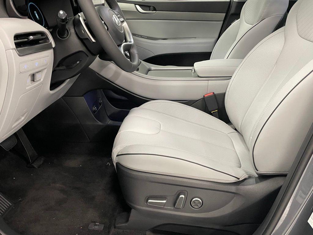 new 2025 Hyundai Palisade car, priced at $47,663