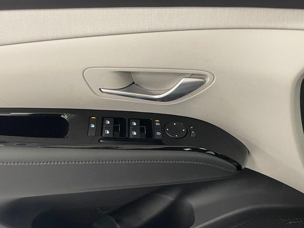 new 2025 Hyundai Tucson car, priced at $41,667