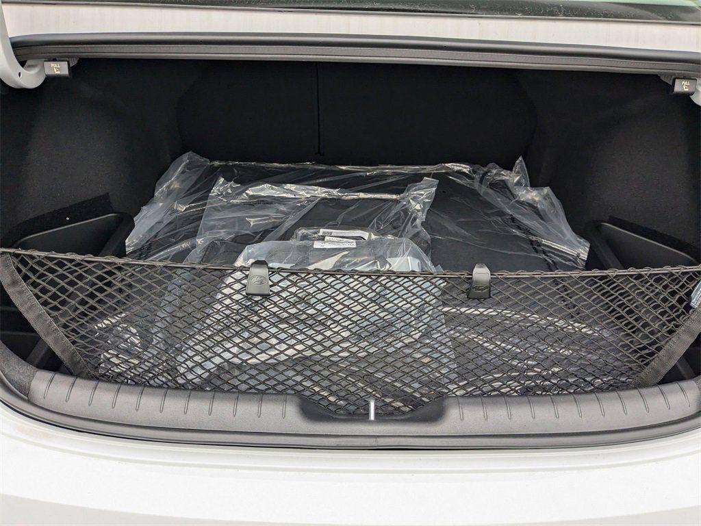 new 2025 Hyundai Elantra car, priced at $27,472