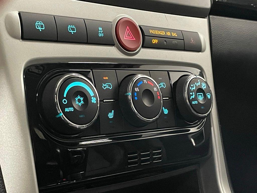 used 2014 Chevrolet Captiva Sport car, priced at $8,200