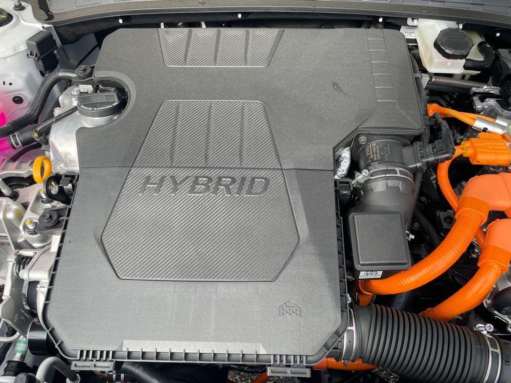 new 2025 Hyundai ELANTRA HEV car, priced at $31,598