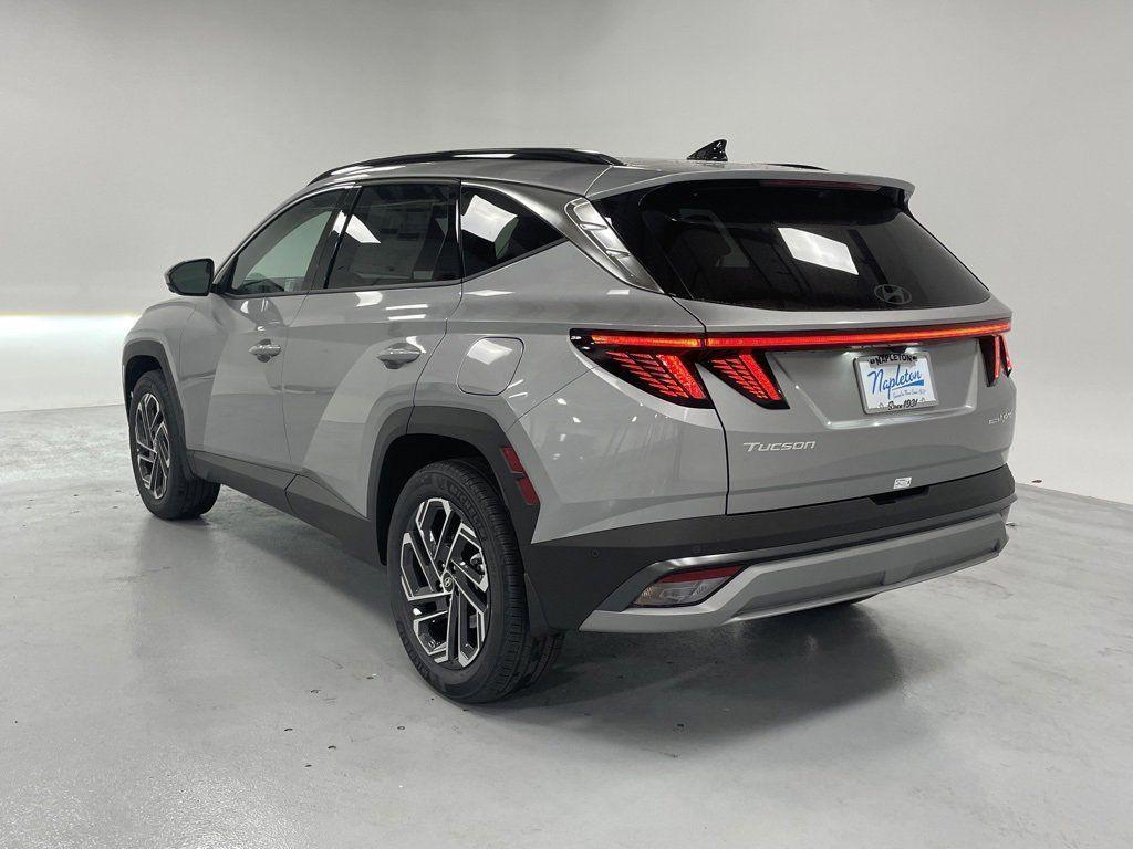 new 2025 Hyundai TUCSON Hybrid car, priced at $42,663