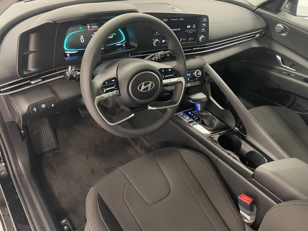 new 2025 Hyundai ELANTRA HEV car, priced at $26,789
