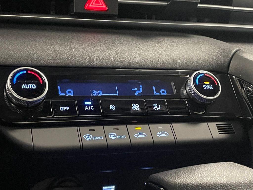 new 2025 Hyundai ELANTRA HEV car, priced at $26,789