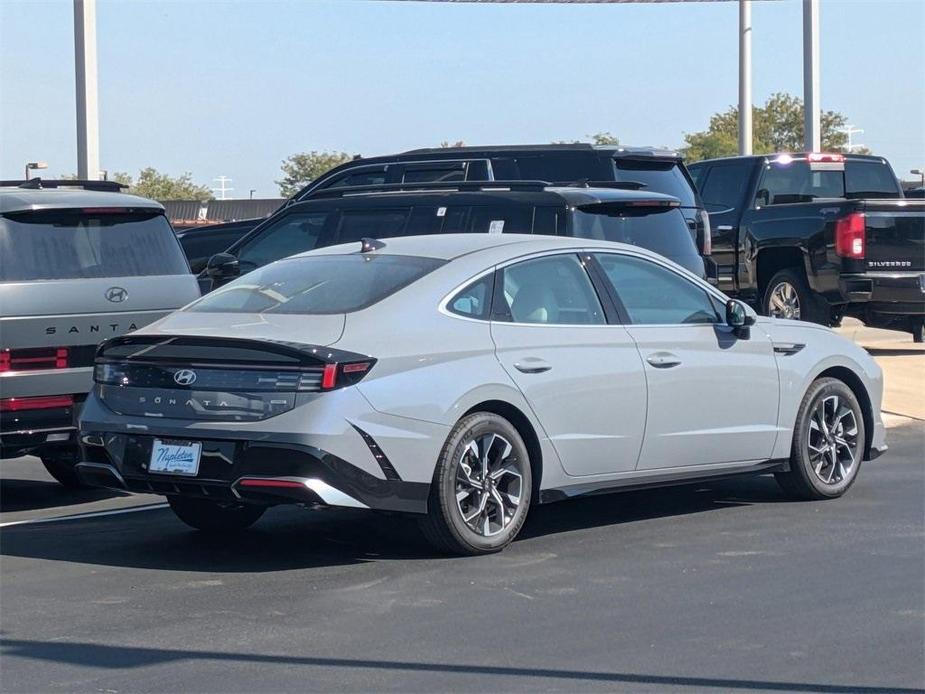 new 2024 Hyundai Sonata car, priced at $27,720