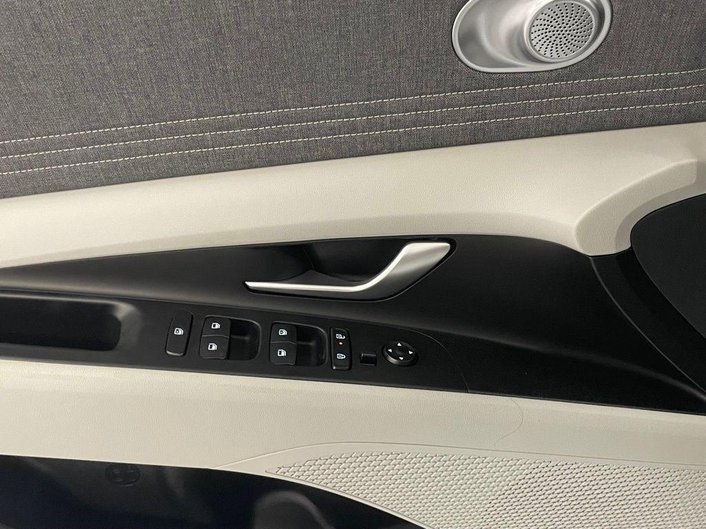 new 2025 Hyundai Elantra car, priced at $28,496