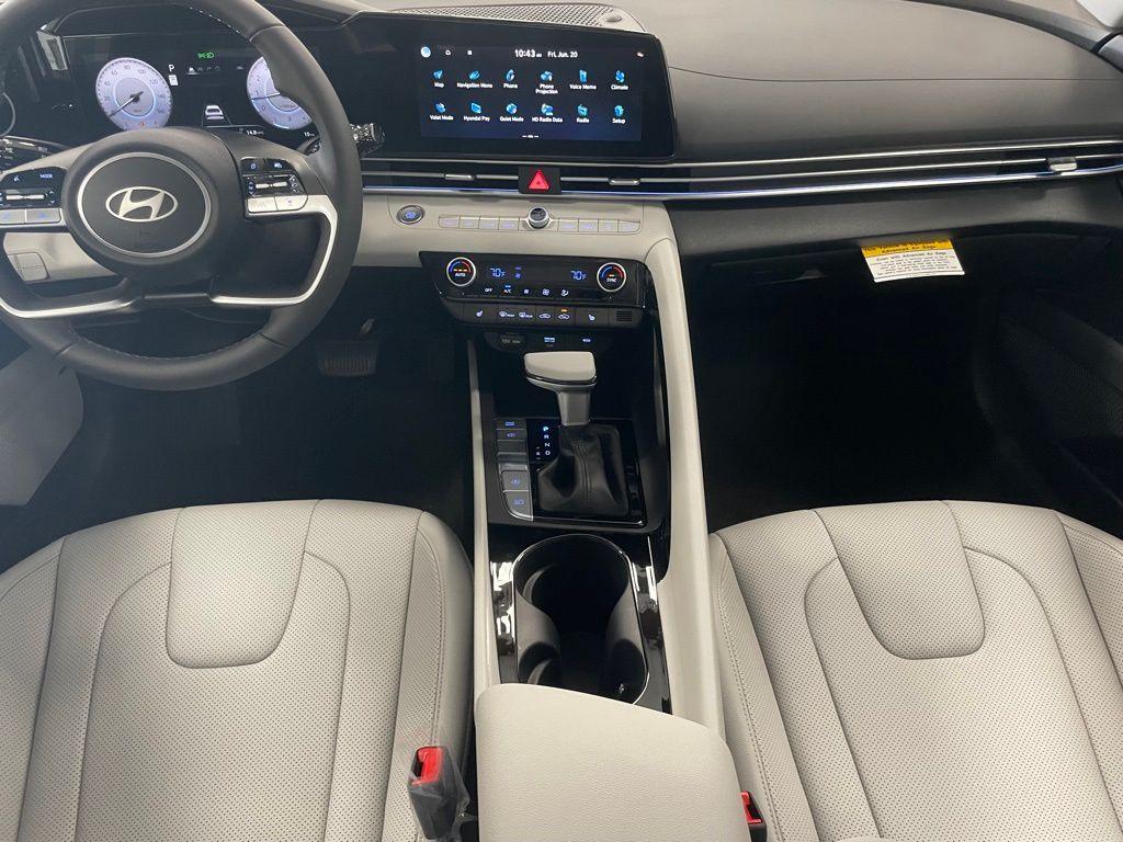 new 2025 Hyundai Elantra car, priced at $28,496