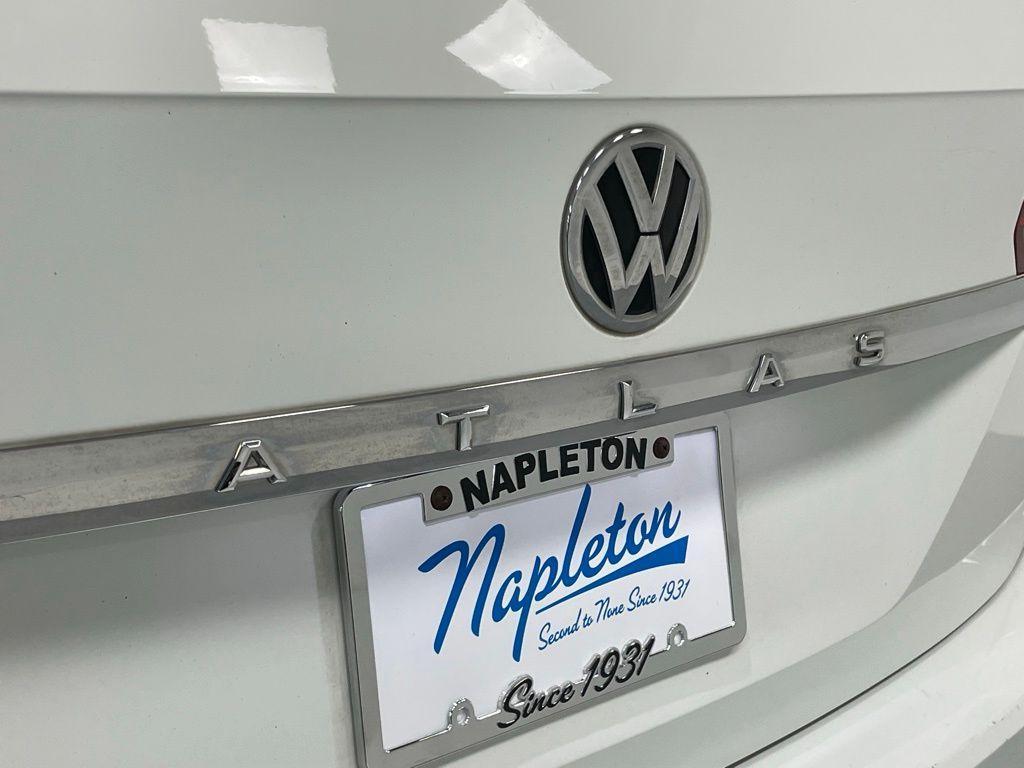 used 2018 Volkswagen Atlas car, priced at $14,800