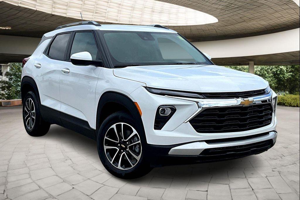 new 2026 Chevrolet TrailBlazer car, priced at $27,869