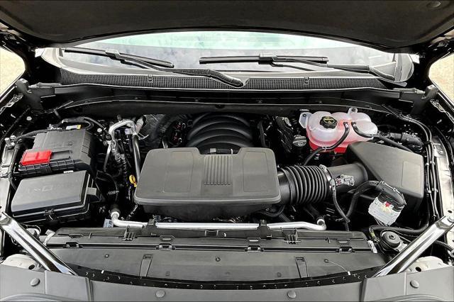 new 2025 Chevrolet Suburban car, priced at $76,495