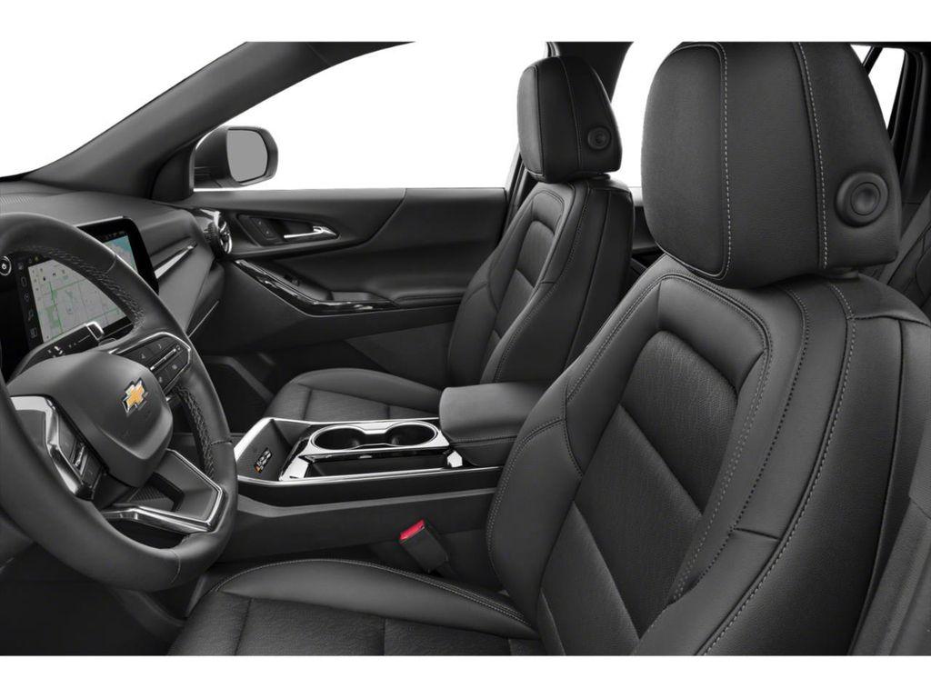 new 2026 Chevrolet Equinox car, priced at $32,676