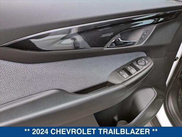 new 2024 Chevrolet TrailBlazer car, priced at $24,695