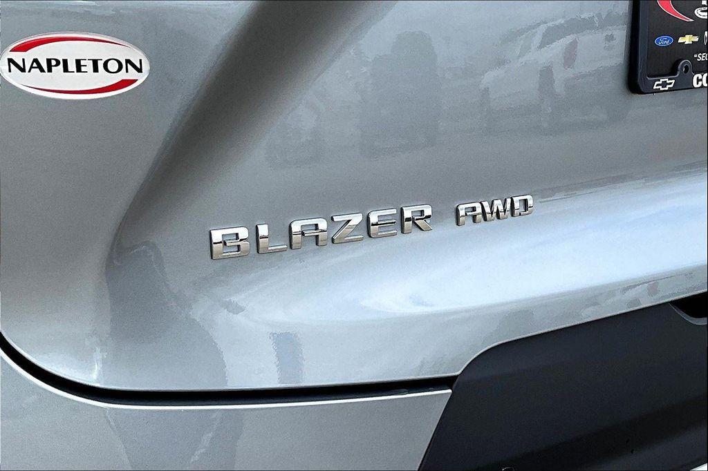 new 2025 Chevrolet Blazer car, priced at $39,905