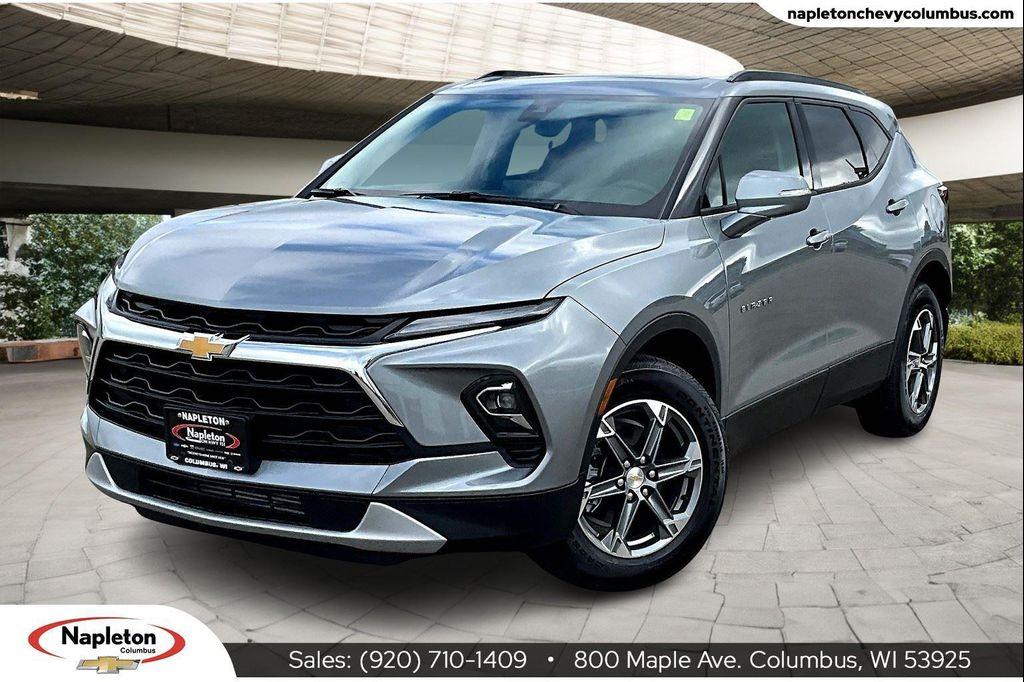 new 2025 Chevrolet Blazer car, priced at $39,905