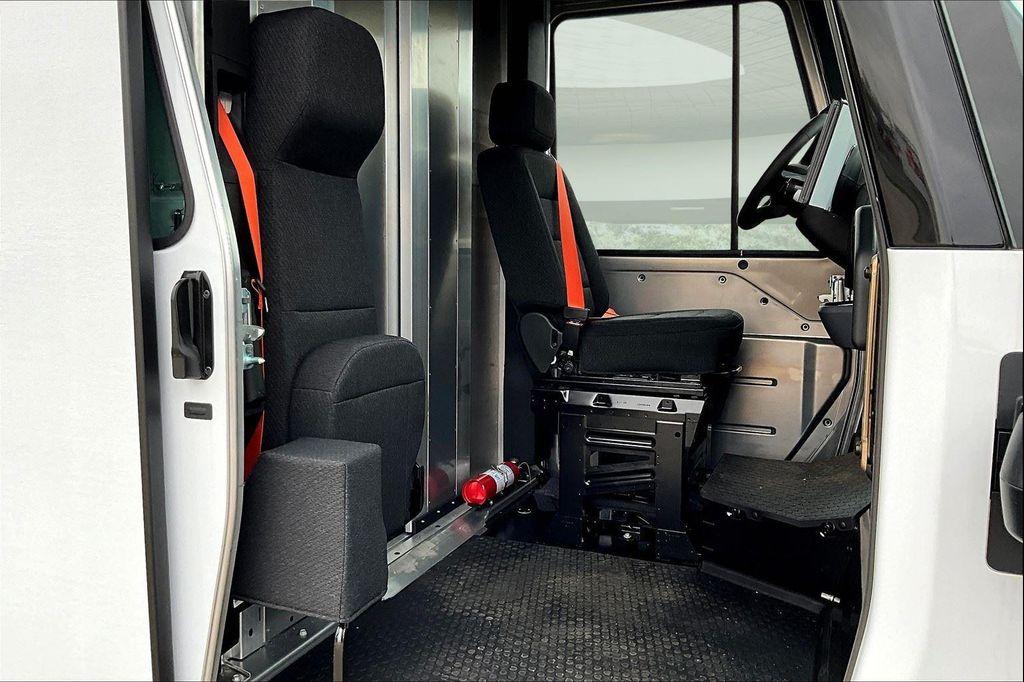 new 2025 Chevrolet BrightDrop 400 car, priced at $50,655