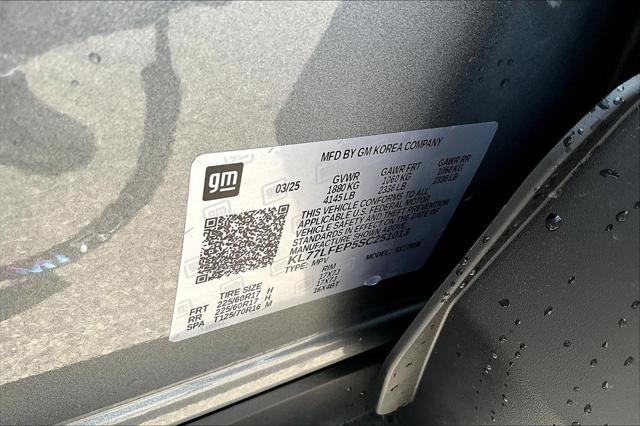 new 2025 Chevrolet Trax car, priced at $21,295
