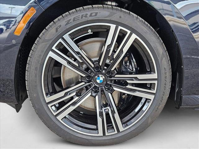 new 2025 BMW 760 car, priced at $138,485