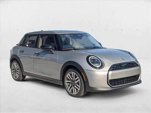 new 2025 MINI Hardtop car, priced at $36,645