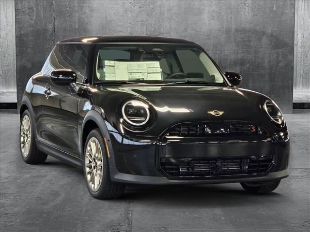 new 2025 MINI Hardtop car, priced at $35,595