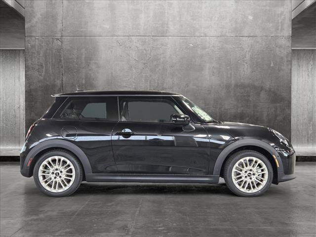 new 2025 MINI Hardtop car, priced at $35,595