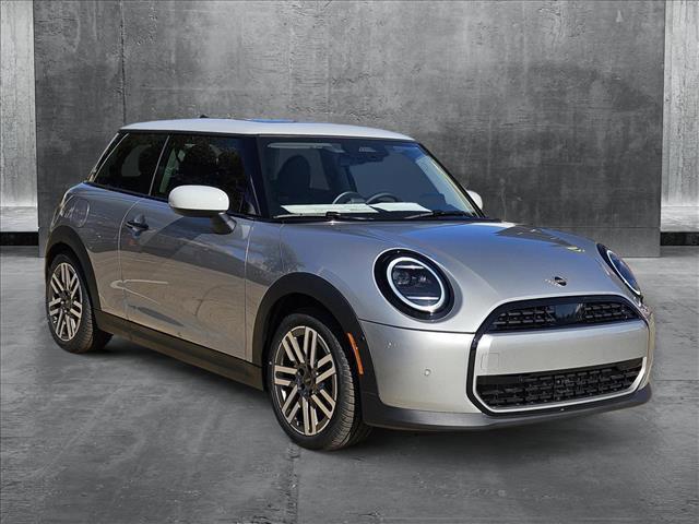 new 2025 MINI Hardtop car, priced at $32,345