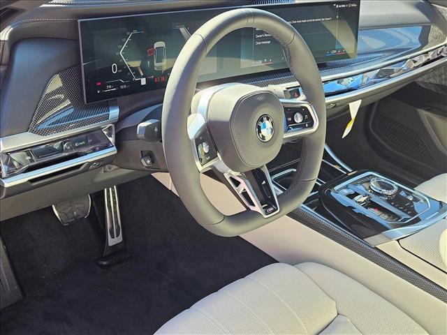 new 2025 BMW 760 car, priced at $136,905