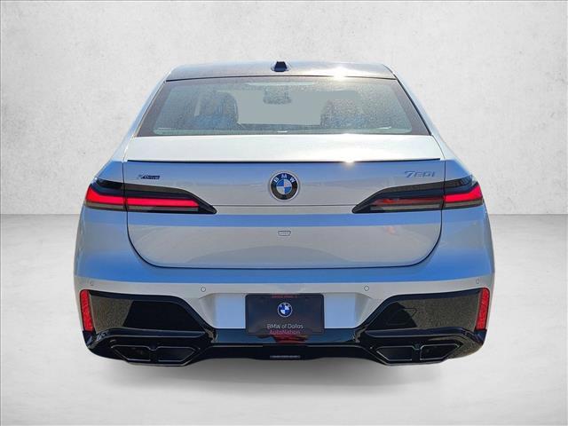 new 2025 BMW 760 car, priced at $136,905