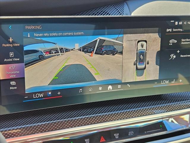 new 2025 BMW 760 car, priced at $136,905