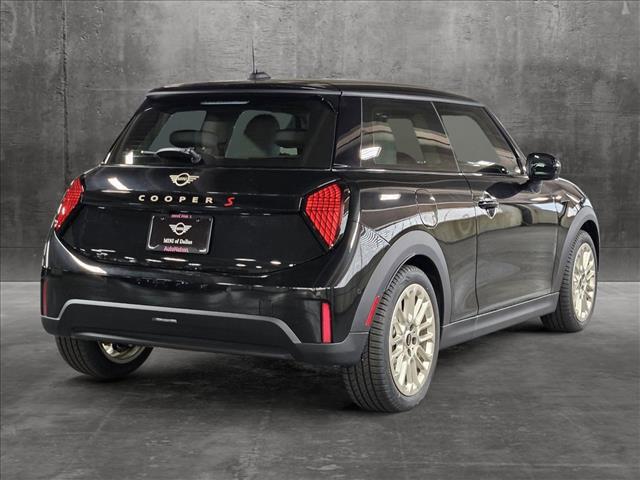 new 2025 MINI Hardtop car, priced at $37,295