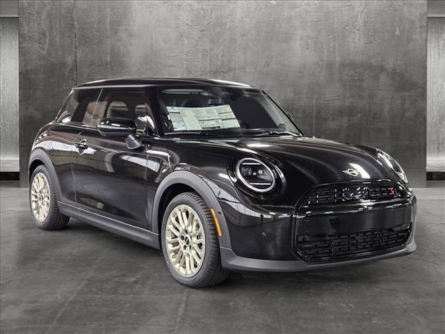 new 2025 MINI Hardtop car, priced at $37,295