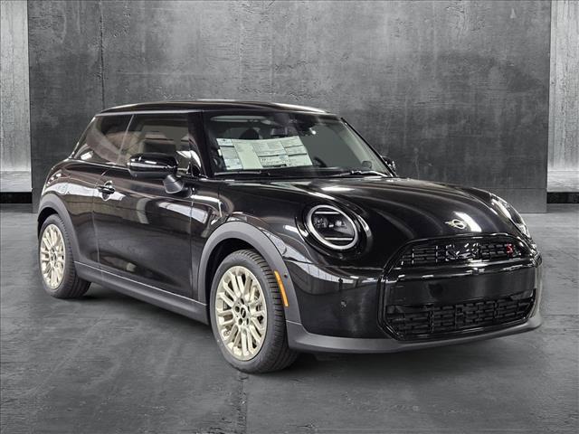 new 2025 MINI Hardtop car, priced at $37,295