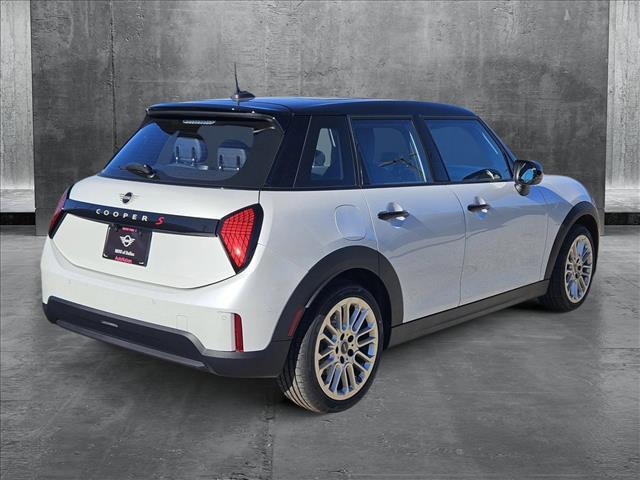 new 2025 MINI Hardtop car, priced at $36,595