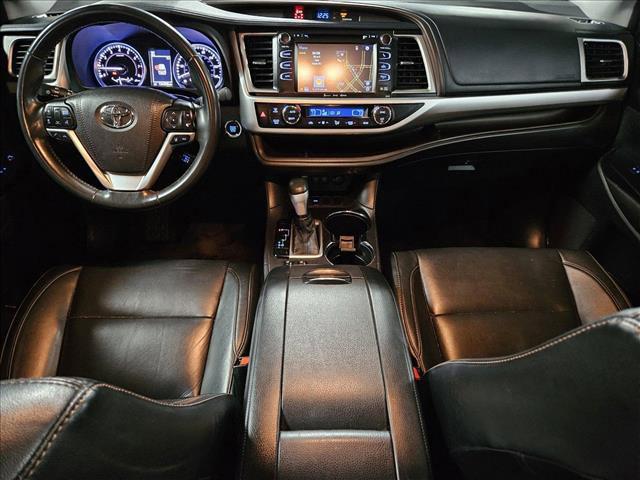 used 2018 Toyota Highlander car, priced at $21,597