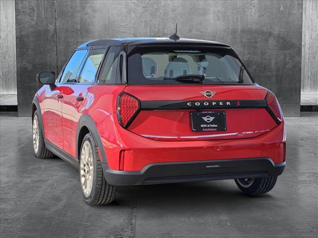 new 2025 MINI Hardtop car, priced at $36,595