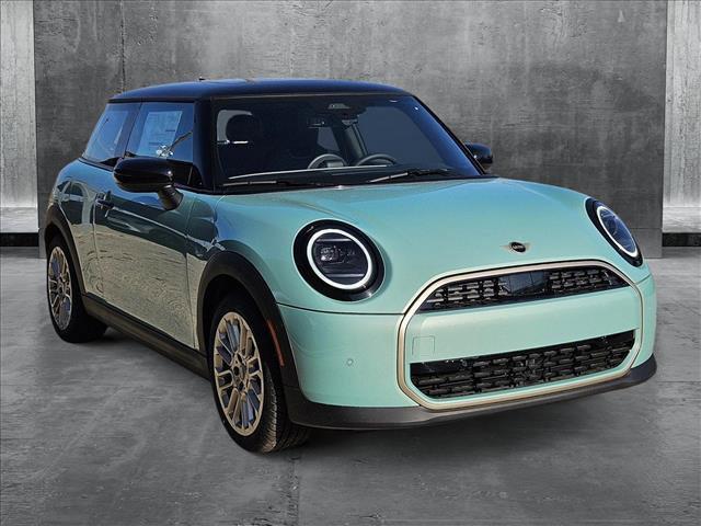 new 2025 MINI Hardtop car, priced at $32,345