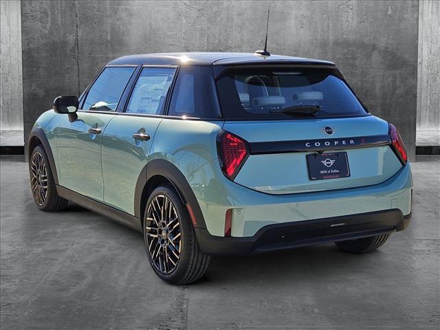 new 2025 MINI Hardtop car, priced at $39,295