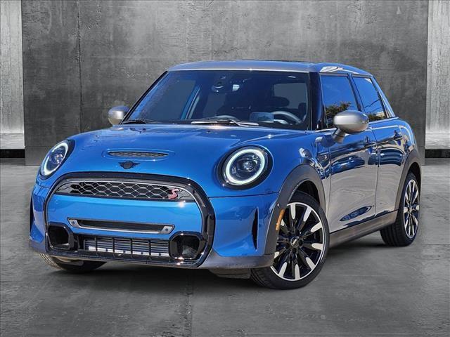 used 2024 MINI Hardtop car, priced at $30,991