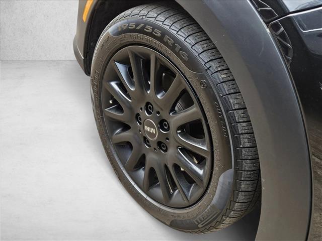 used 2024 MINI Hardtop car, priced at $25,877