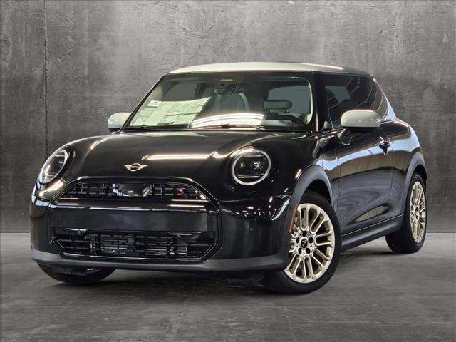 new 2025 MINI Hardtop car, priced at $35,595