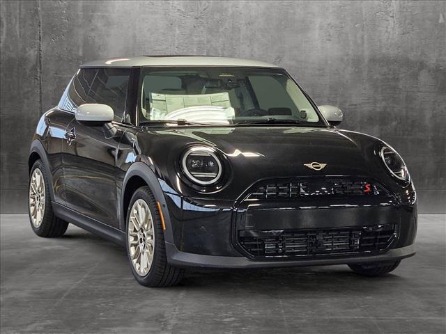 new 2025 MINI Hardtop car, priced at $35,595