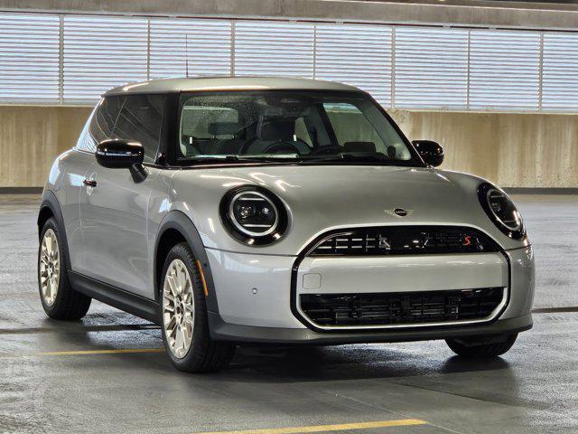 new 2025 MINI Hardtop car, priced at $35,595