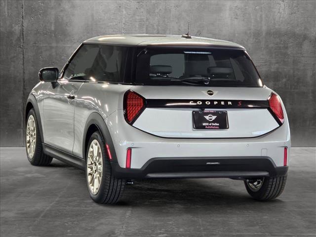 new 2025 MINI Hardtop car, priced at $35,595