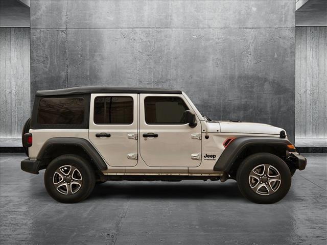 used 2022 Jeep Wrangler Unlimited car, priced at $31,495