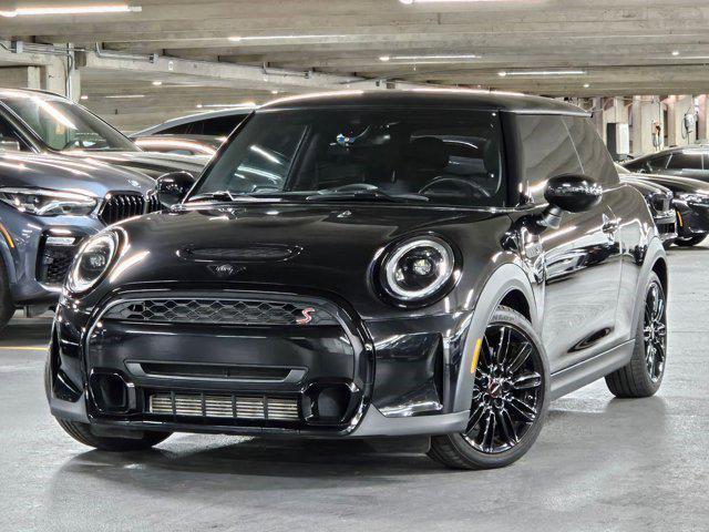 used 2023 MINI Hardtop car, priced at $26,991