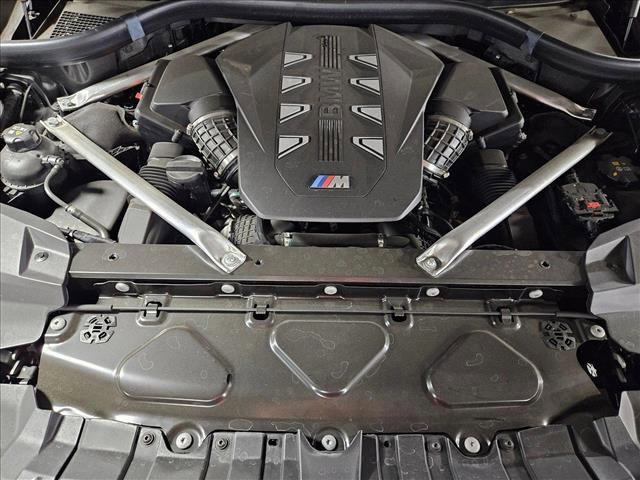 new 2025 BMW X7 car, priced at $119,030