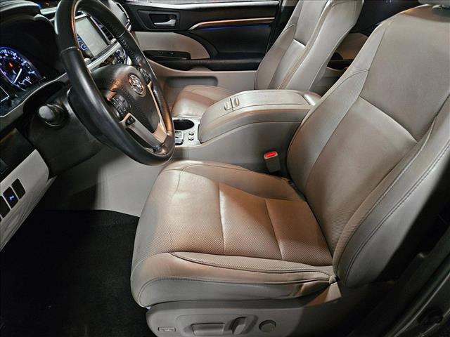 used 2015 Toyota Highlander car, priced at $20,995