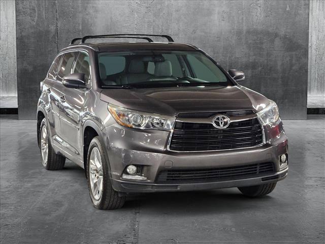 used 2015 Toyota Highlander car, priced at $20,995